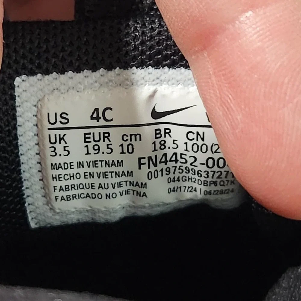 Nike Air Max Dn Triple Black Infant/Toddler Like New